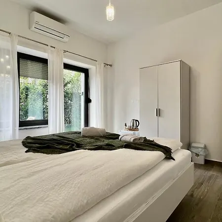 Panorama Rooms-3