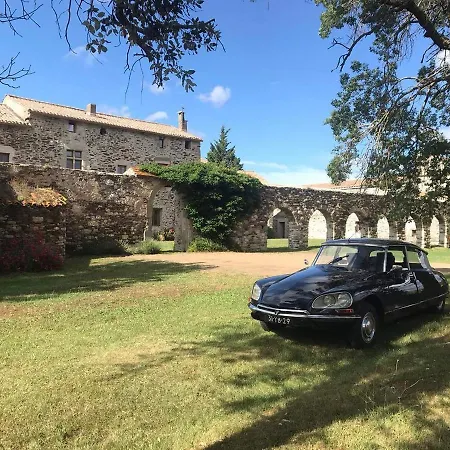 Abbaye De Capservy-2