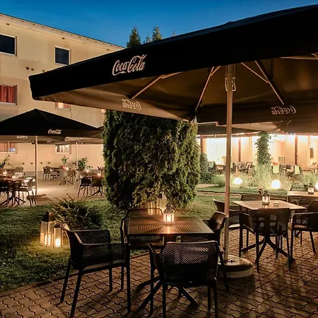 Citi Hotel'S Warszawa-Falenty-3