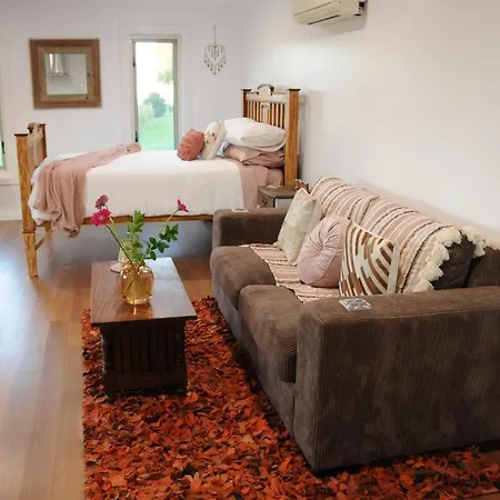 Wagtail Nest Country Retreat - Longford Vic 3851-3