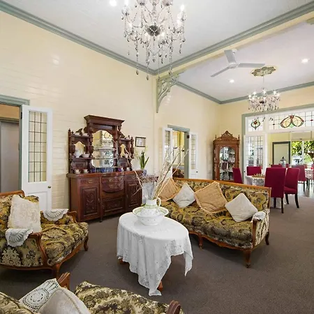 The Old Bank Gladstone Licensed Restaurant & Boutique Accommodation-3