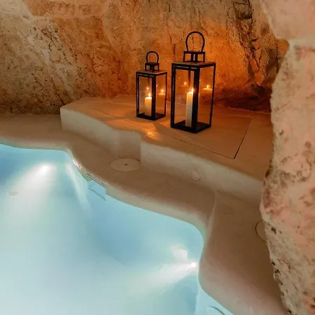Alesia Luxury Cave-3