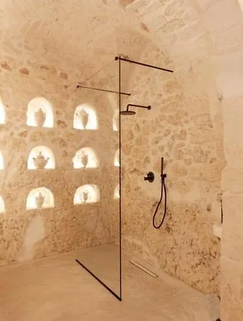 Alesia Luxury Cave-3