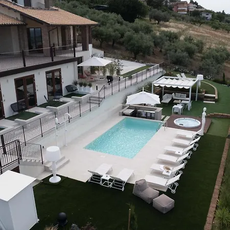 B&B&SPA Novantadieci Club-3