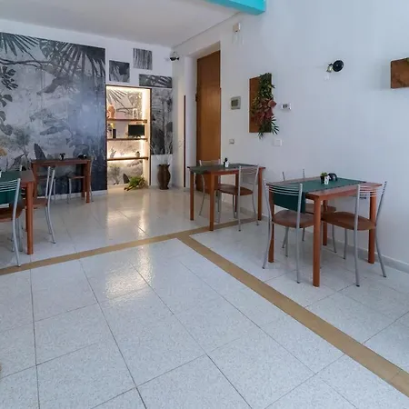 Anime Bed&Breakfast-2