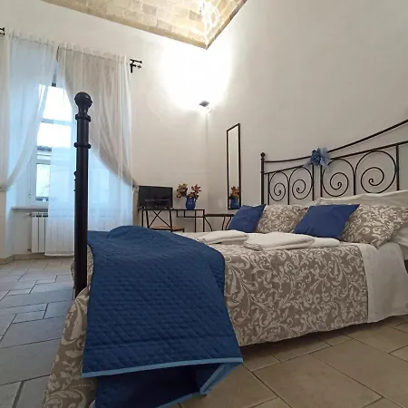 Xenia, Vasto-2