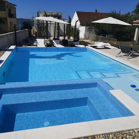 Villa Lukas-2
