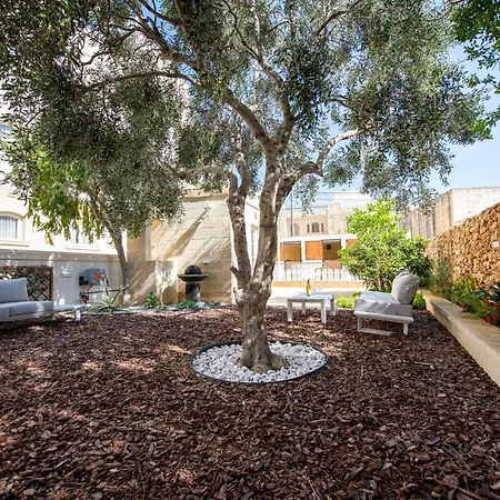 Bliss Boutique Living-3