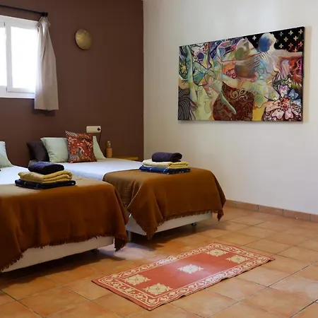 Vegan Guesthouse Finca Pereila-2