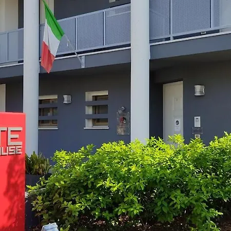 6 Porte Guesthouse-2