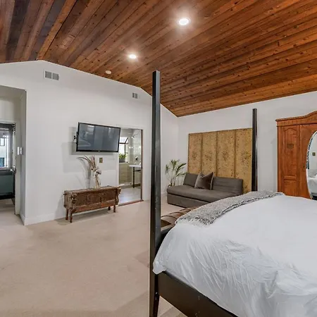The Venice Beach House-2