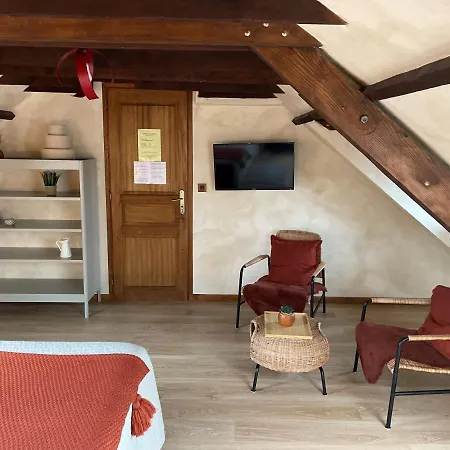 Chambres Du Marais-3