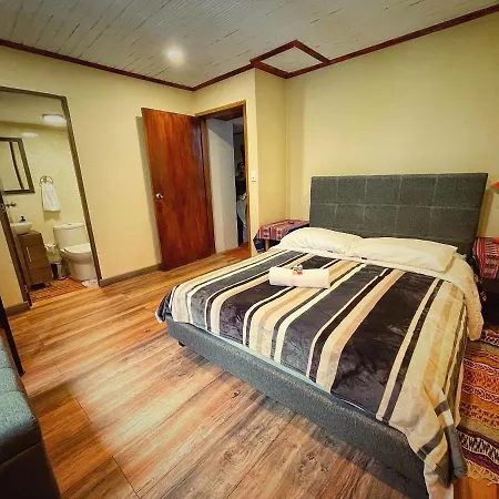 The Naked House - Hotel Nudista-2