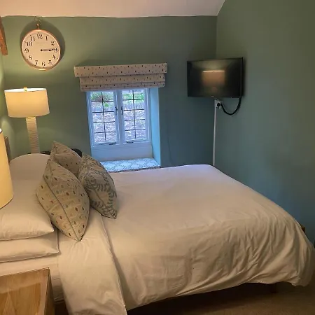 Myrtle Cottage B&B-2