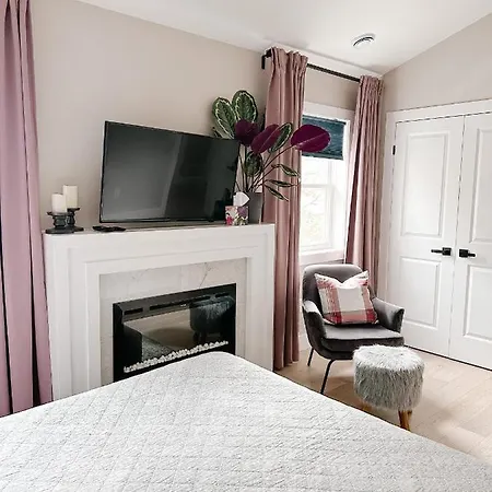 Inn On King Bed & Breakfast-3