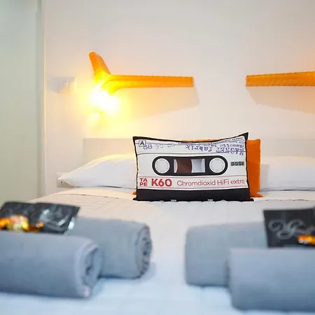 B&B Arts And Music-3