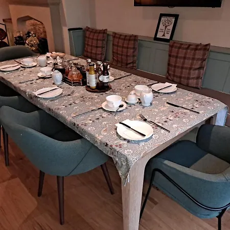 Robin Hood Farm B&B-2