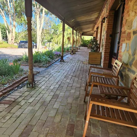 Marananga Cottages-3