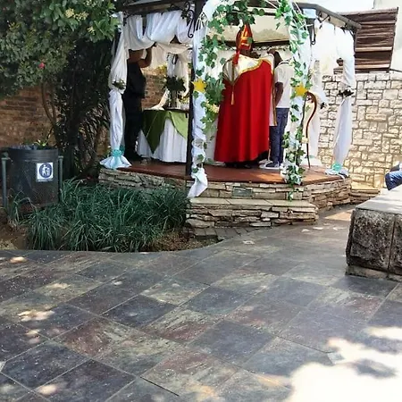 Ecotel Premier Lodge & Conference Centre-2