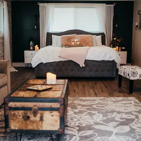 Taylor Creek Lodge-2
