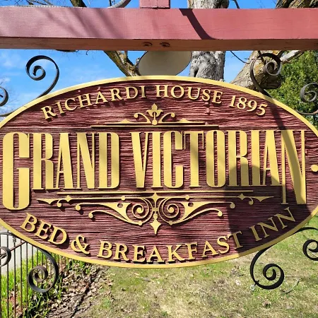 Grand Victorian B&B Inn-3
