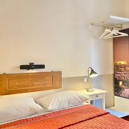 Roome B&B-3