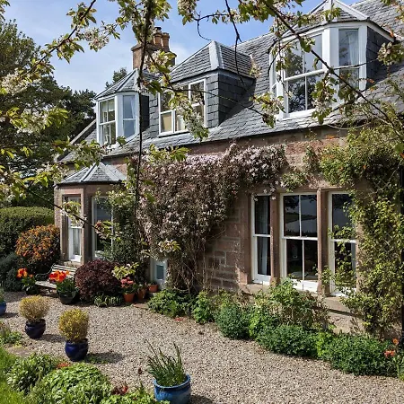 Black Isle Bed And Breakfast-3