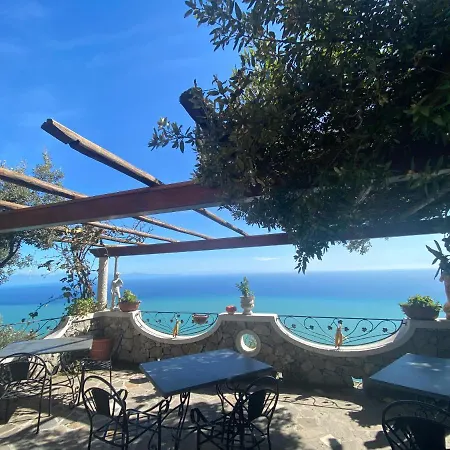 B&B Miramare-3