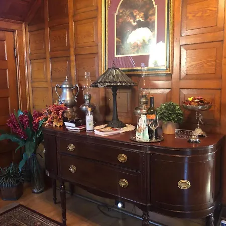 The Pembrooke Inn-2