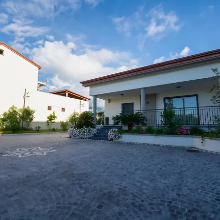 Villa Dei Cesari Bed&Breakfast-2