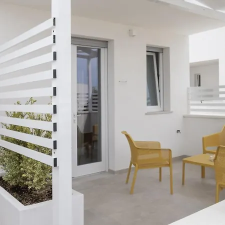 Brezza Salentina Aparthotel-2