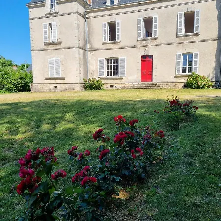 Chambres d'hôtes Château de Saint Etienne du Bois-2