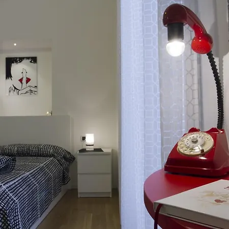 Mad Bed & Breakfast-3