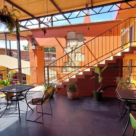 Hotel Pan:Am Bed&Breakfast-3