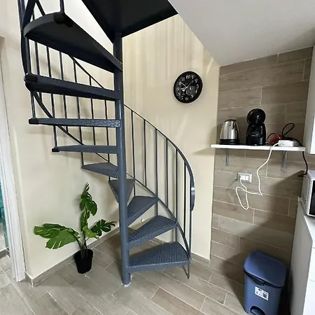 Napoli Centro - La Casa Di Sasà-3
