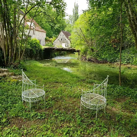Le Moulin de Jules et Akasha-2