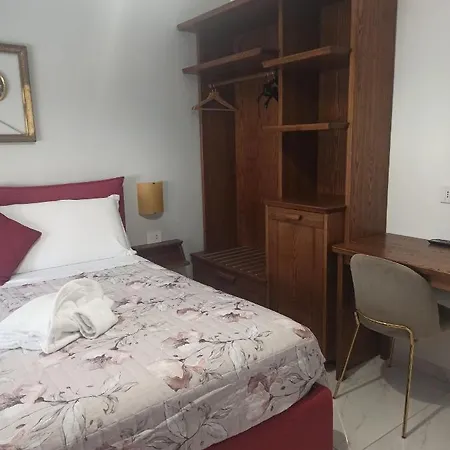 B&B Suite And Rooms San Giovanni-3