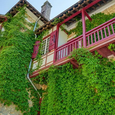 Le Petit Château de Barbizon au Bois du Mée-3