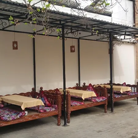 Gulnara Guesthouse - Hostel-3