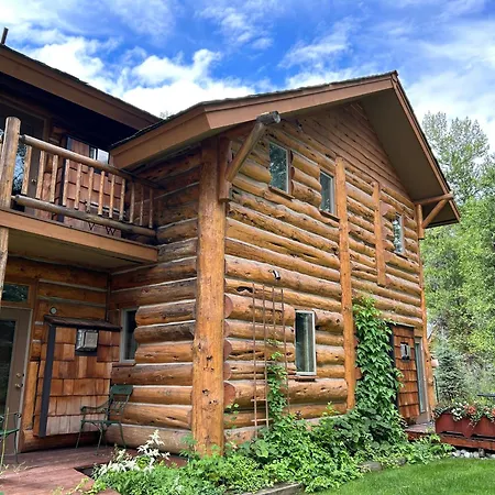 Bentwood Inn-3