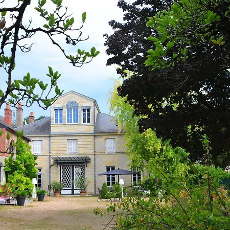 Chambres D'Hotes & Spa Les Perce Neige-2