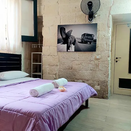 White Suite B&B-3