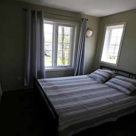 Pelican Guest House. Village Style Living. Spend Vacation Time In Eco Place!-2
