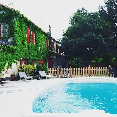 Chambres d'Hôtes et Suite, Domaine Les Peupliers, Lagnes-2