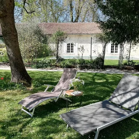 Le Domaine Des Platanes-3