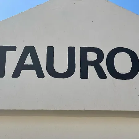 Luxury B&B Villa Tauro-3