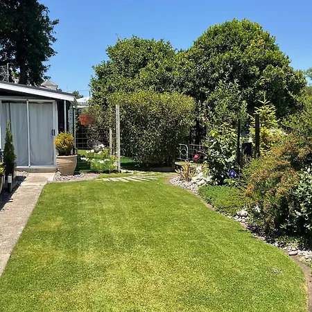 Orange Tree Cottage - Garden Hideaway-2