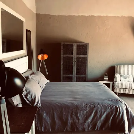 Simba Safaris African Pride Exotic Lodge-3