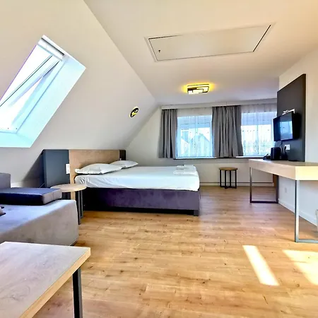 Home Inn Hotel-2
