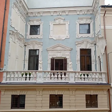 Palazzo Arrivabene B&B-3